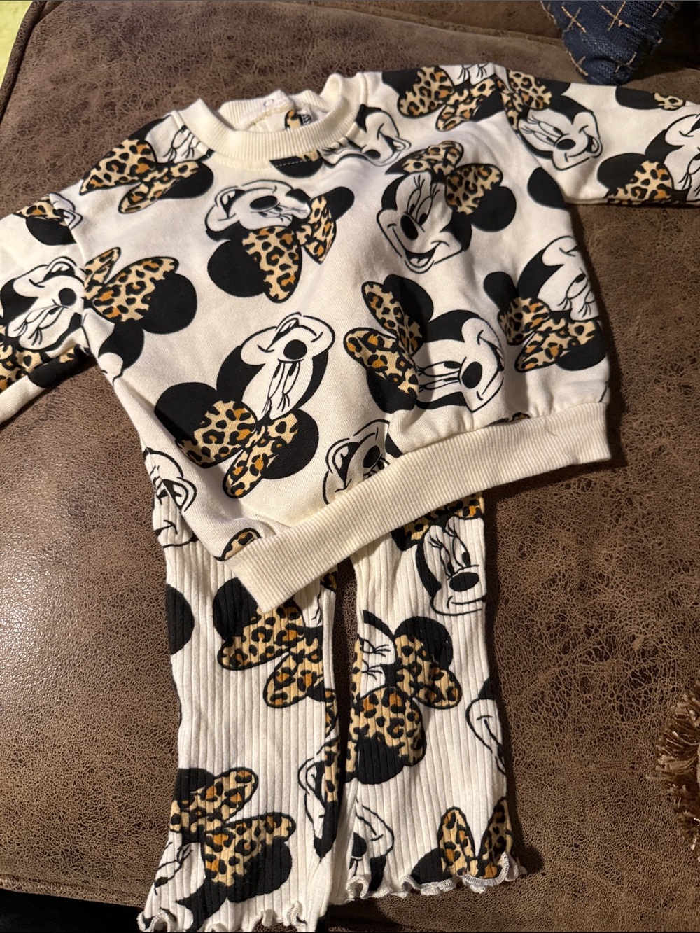 Disney Cream and Black Minnie Mouse Leopard Bow Kids Matching Set